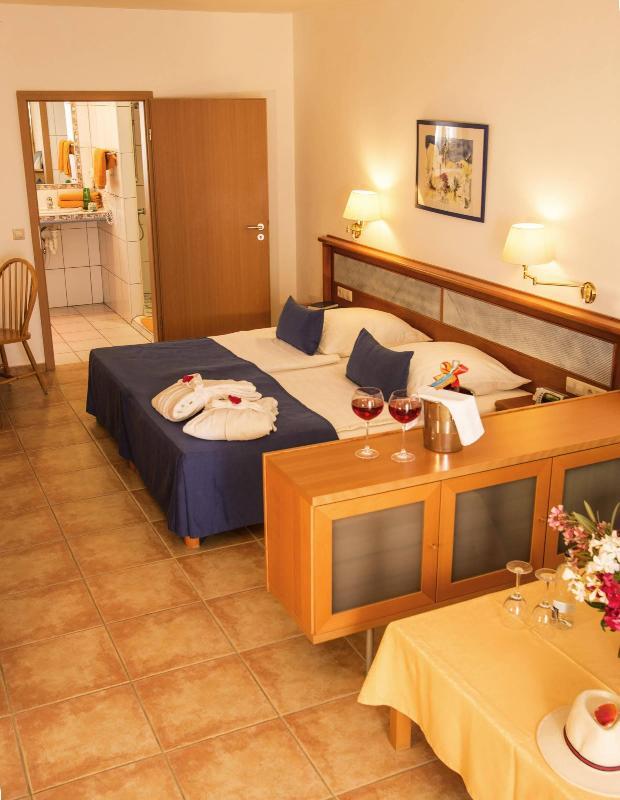 Suite Hotel Marina Playa Esquinzo Exteriör bild